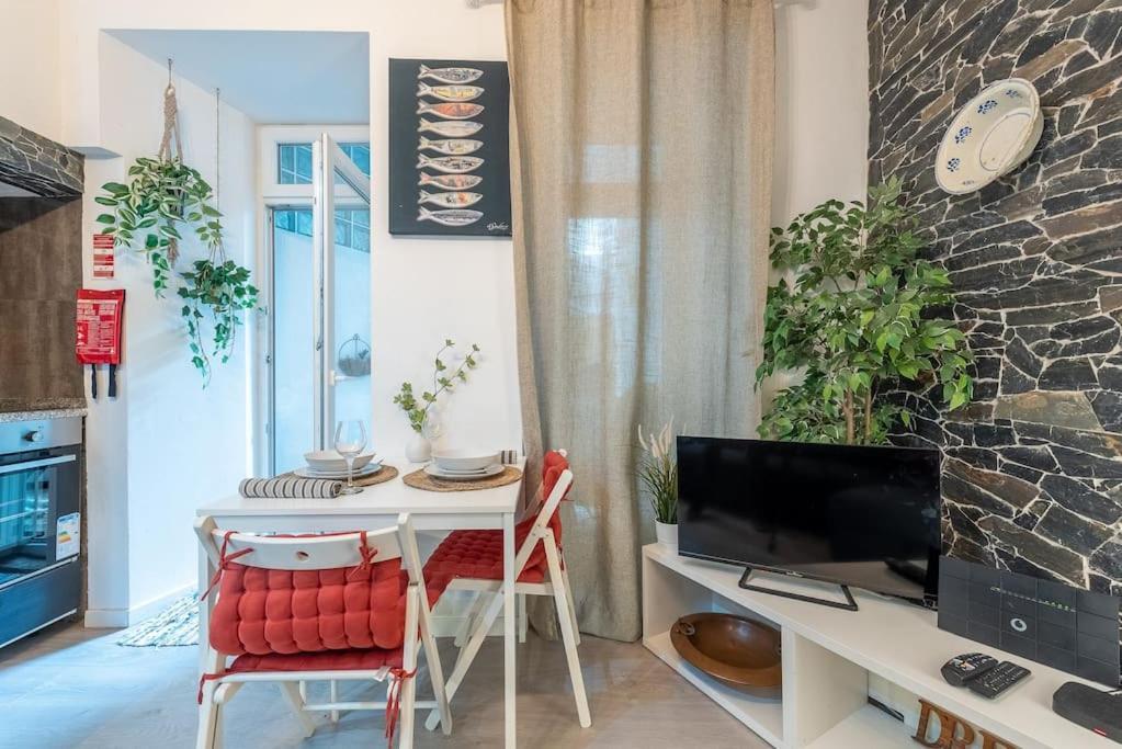 Modern Rustic Apartment In Graca Lisabona Exterior foto